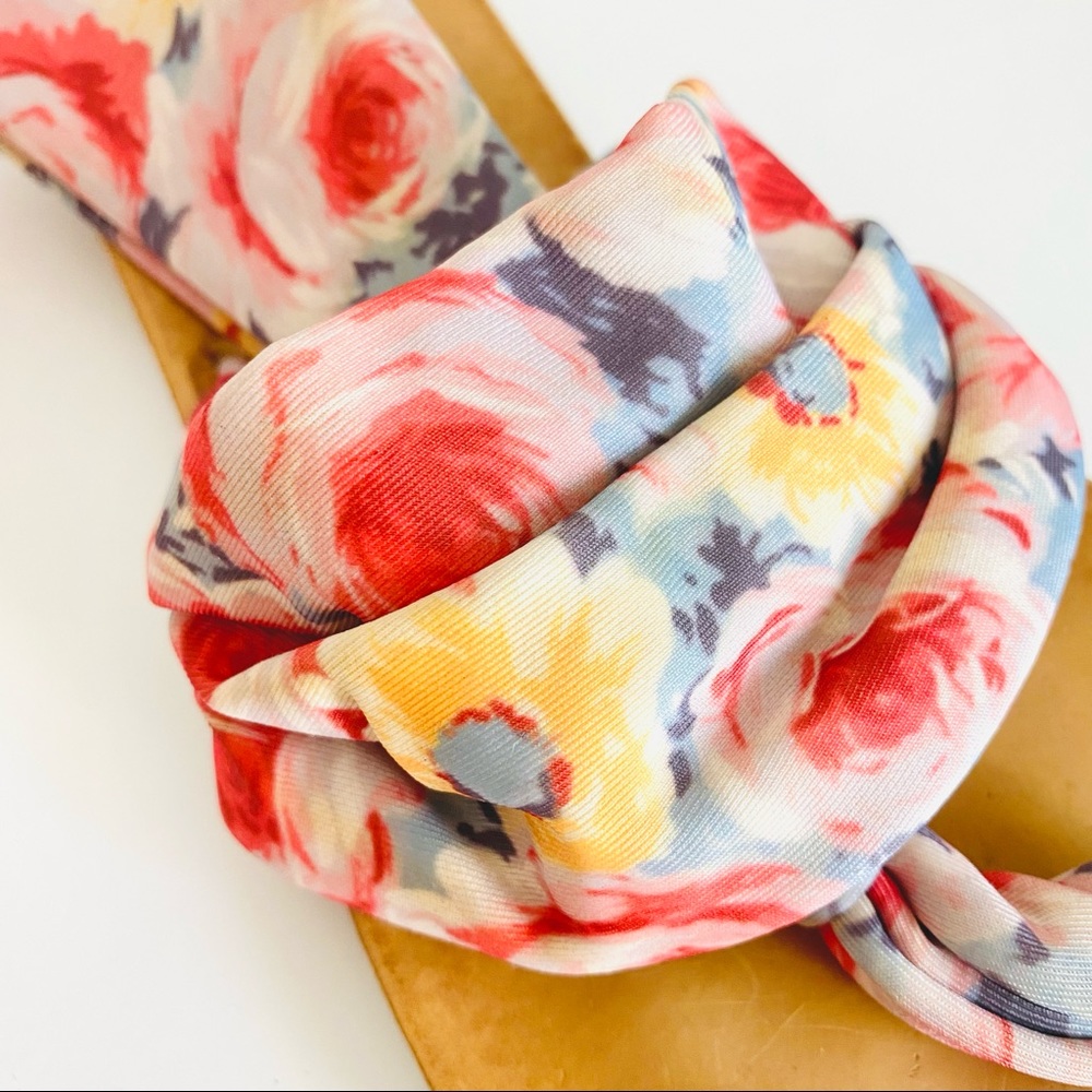 Dirty Laundry Floral Print Sandals View 3
